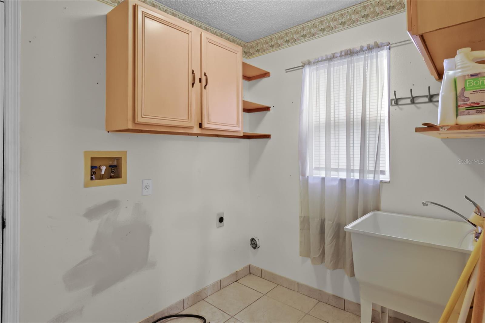 Image 24 of 58 For 12422 Sion Court