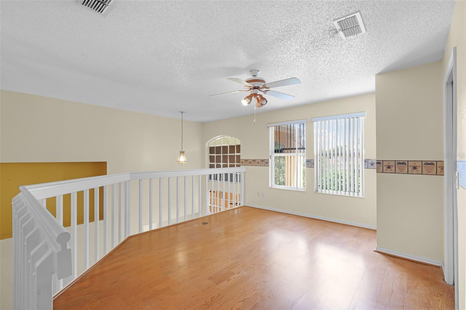 Image 25 of 58 For 12422 Sion Court