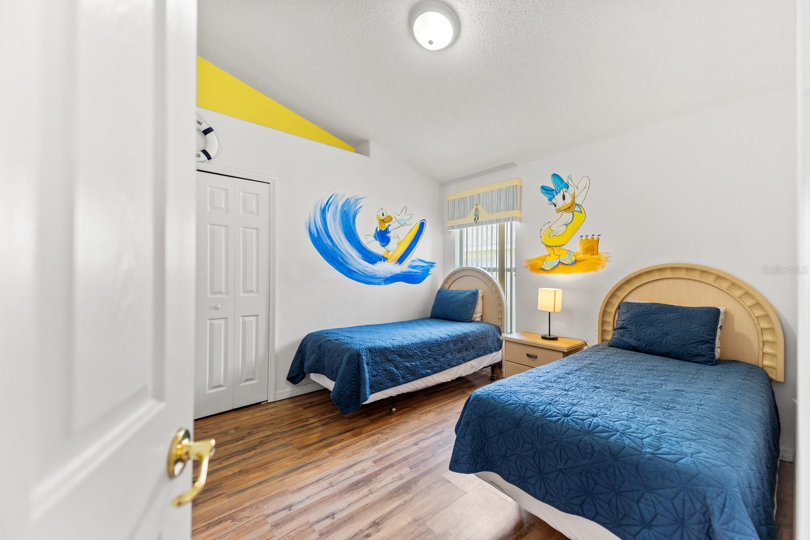 Image 19 of 48 For 8088 Santee Drive