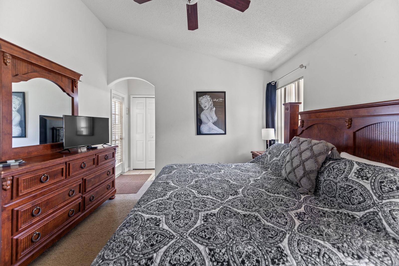 Image 27 of 48 For 8088 Santee Drive