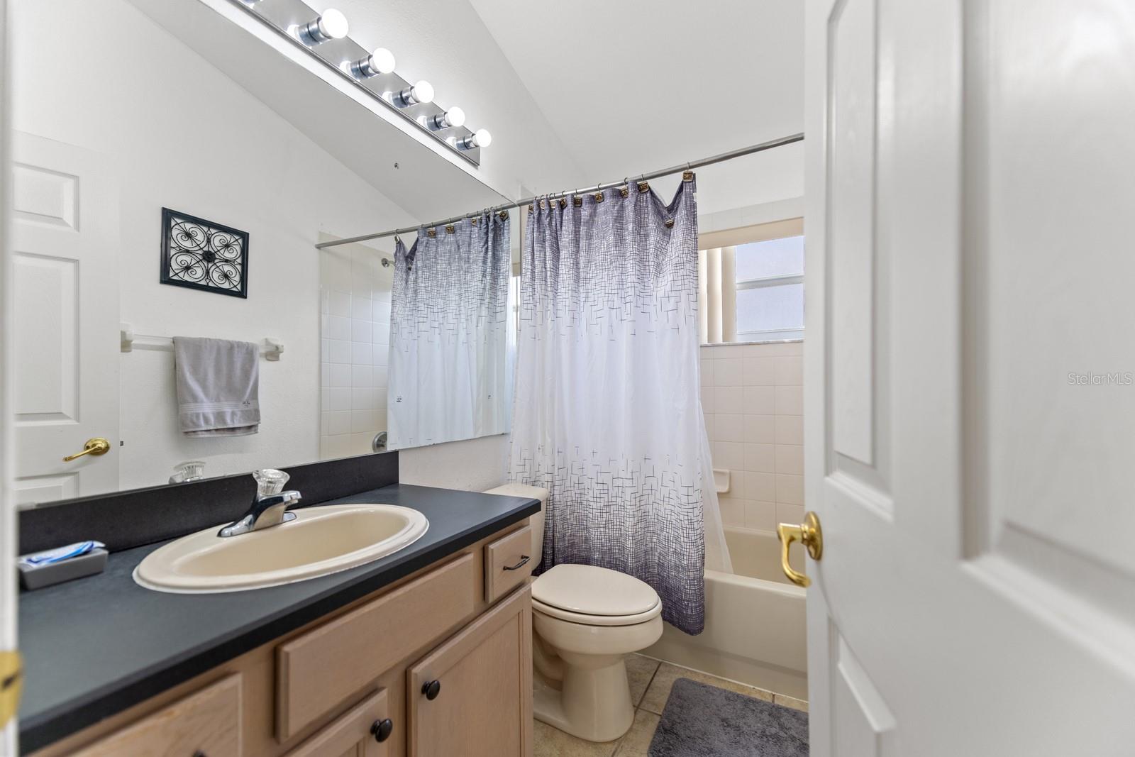 Image 28 of 48 For 8088 Santee Drive