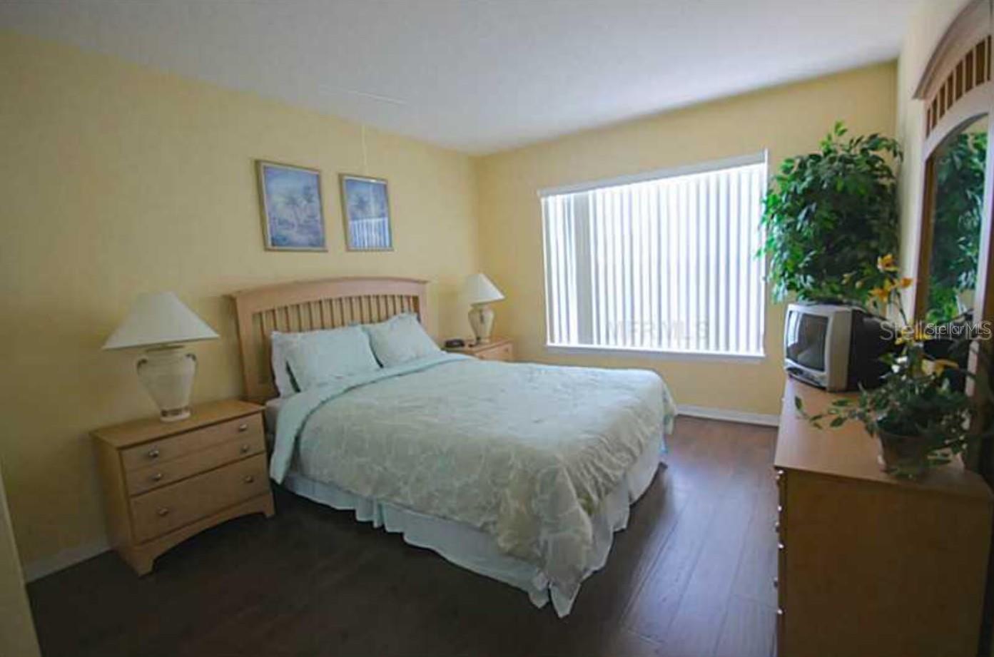 Image 9 of 12 For 8848 Grand Palms Circle B