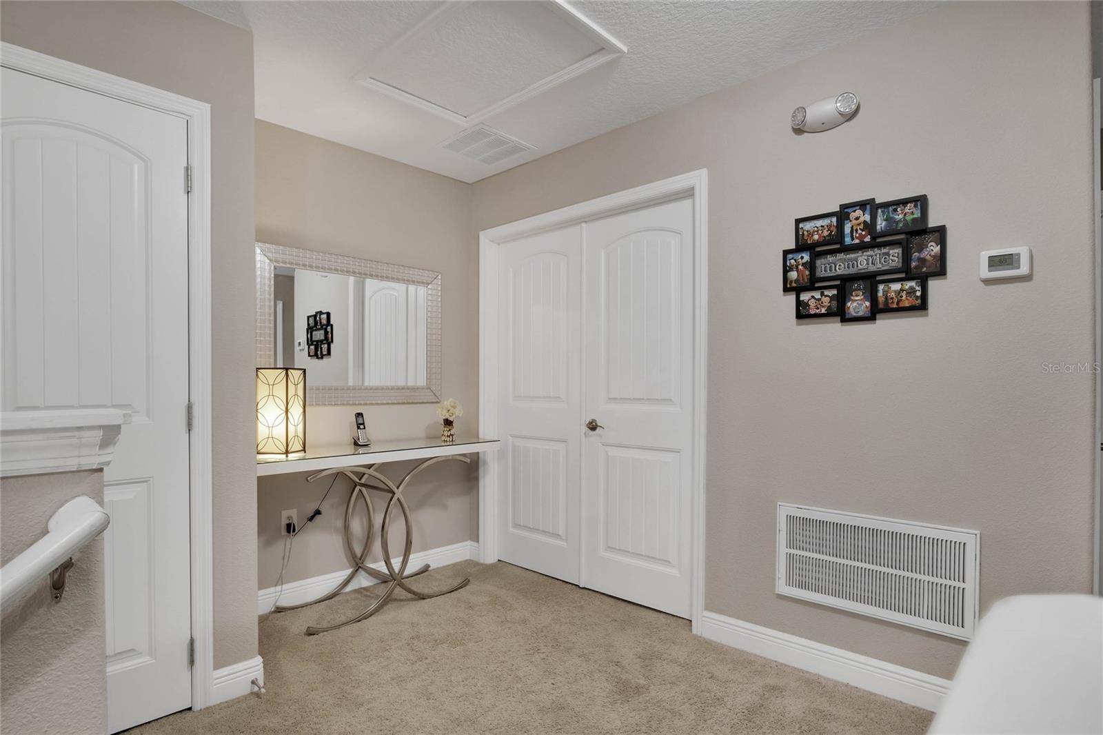 Image 22 of 32 For 4103 Oaktree Drive