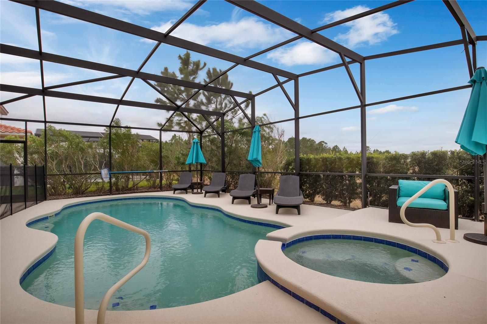 Image 32 of 32 For 4103 Oaktree Drive