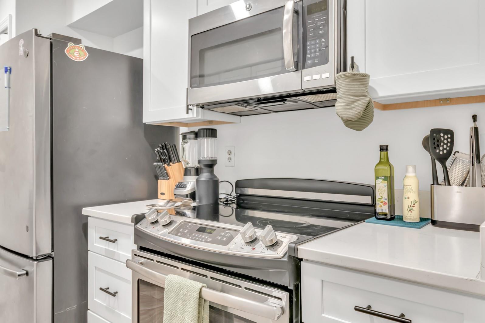 Image 8 of 21 For 6108 Curry Ford Road 216