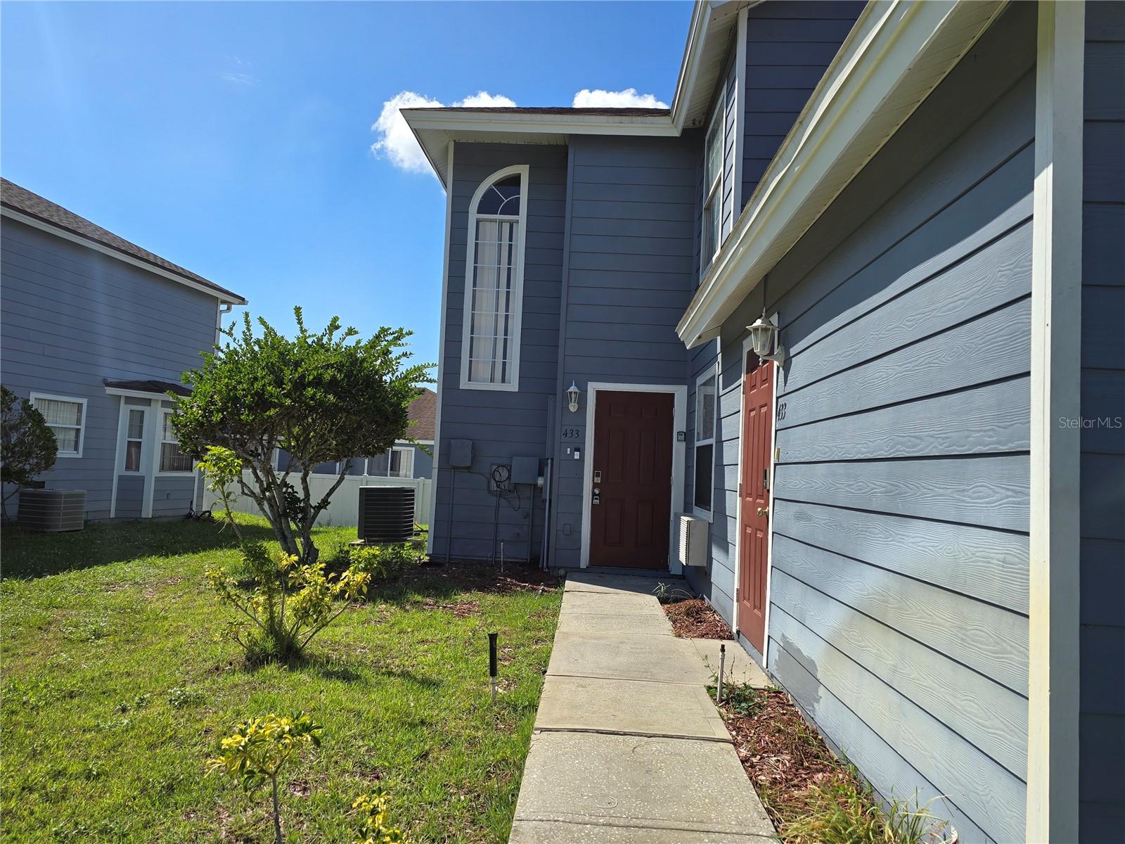 Image 2 of 31 For 433 Orchid Drive