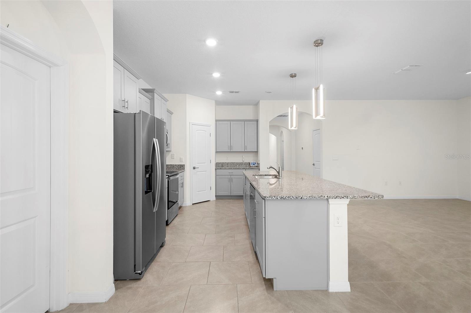 Image 14 of 63 For 1590 Barberry Drive