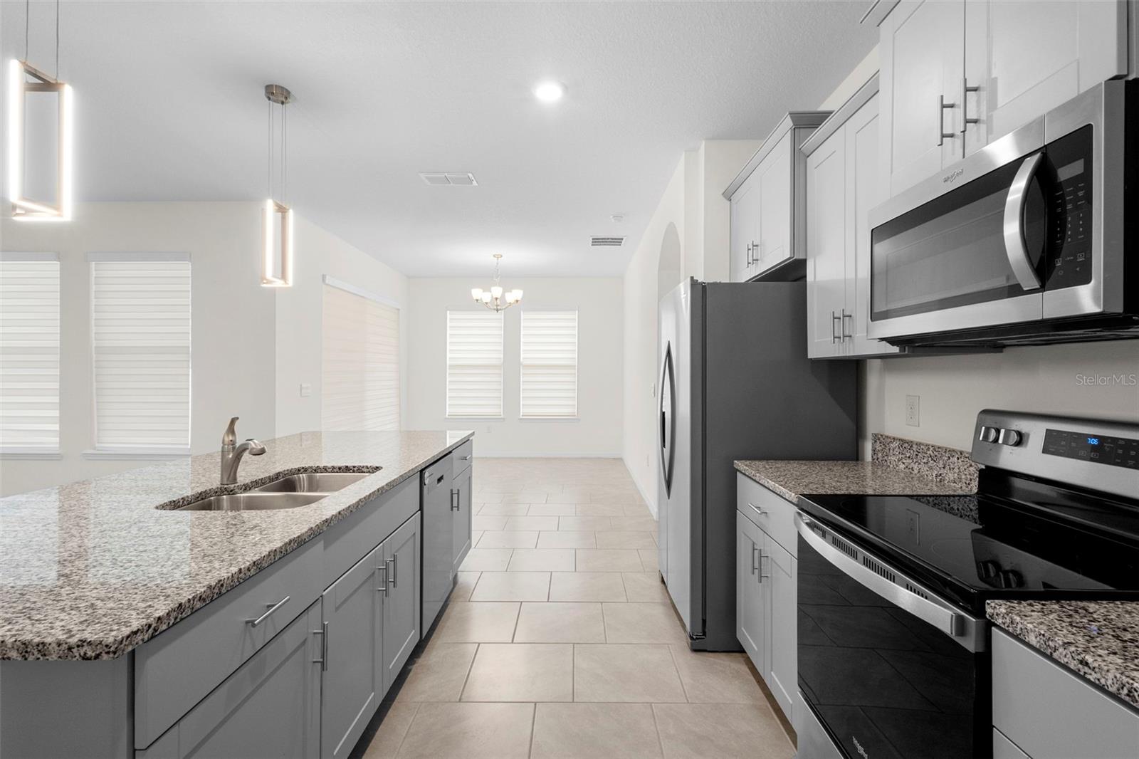 Image 19 of 63 For 1590 Barberry Drive