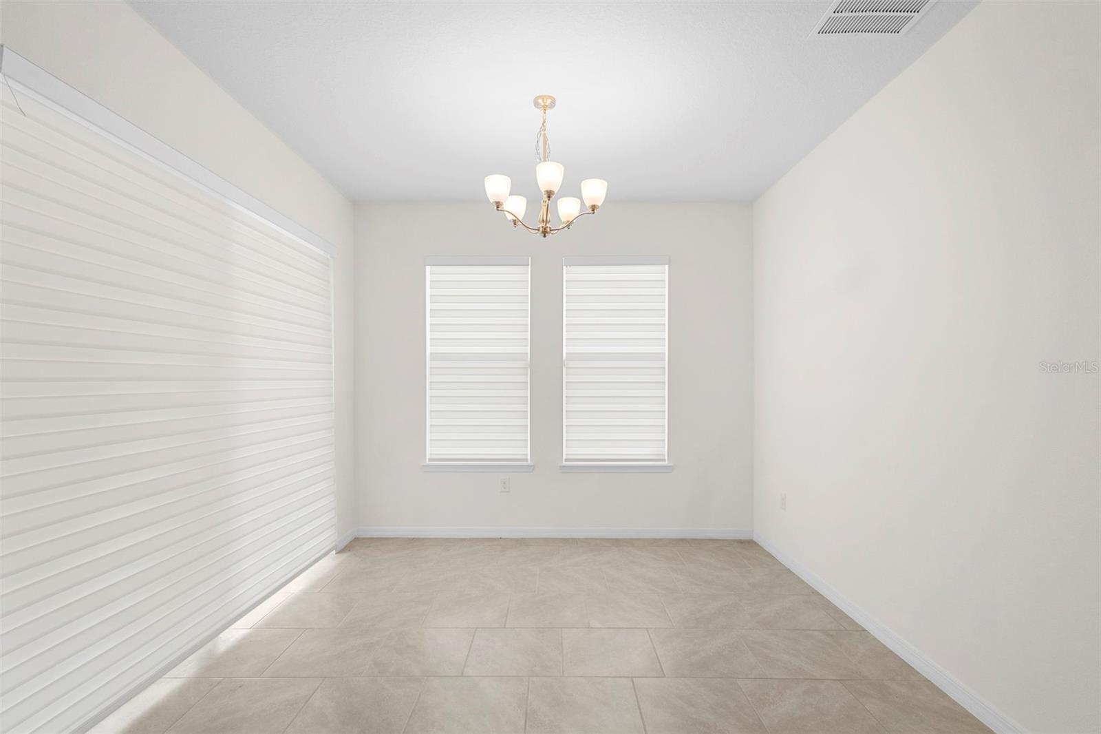 Image 23 of 63 For 1590 Barberry Drive