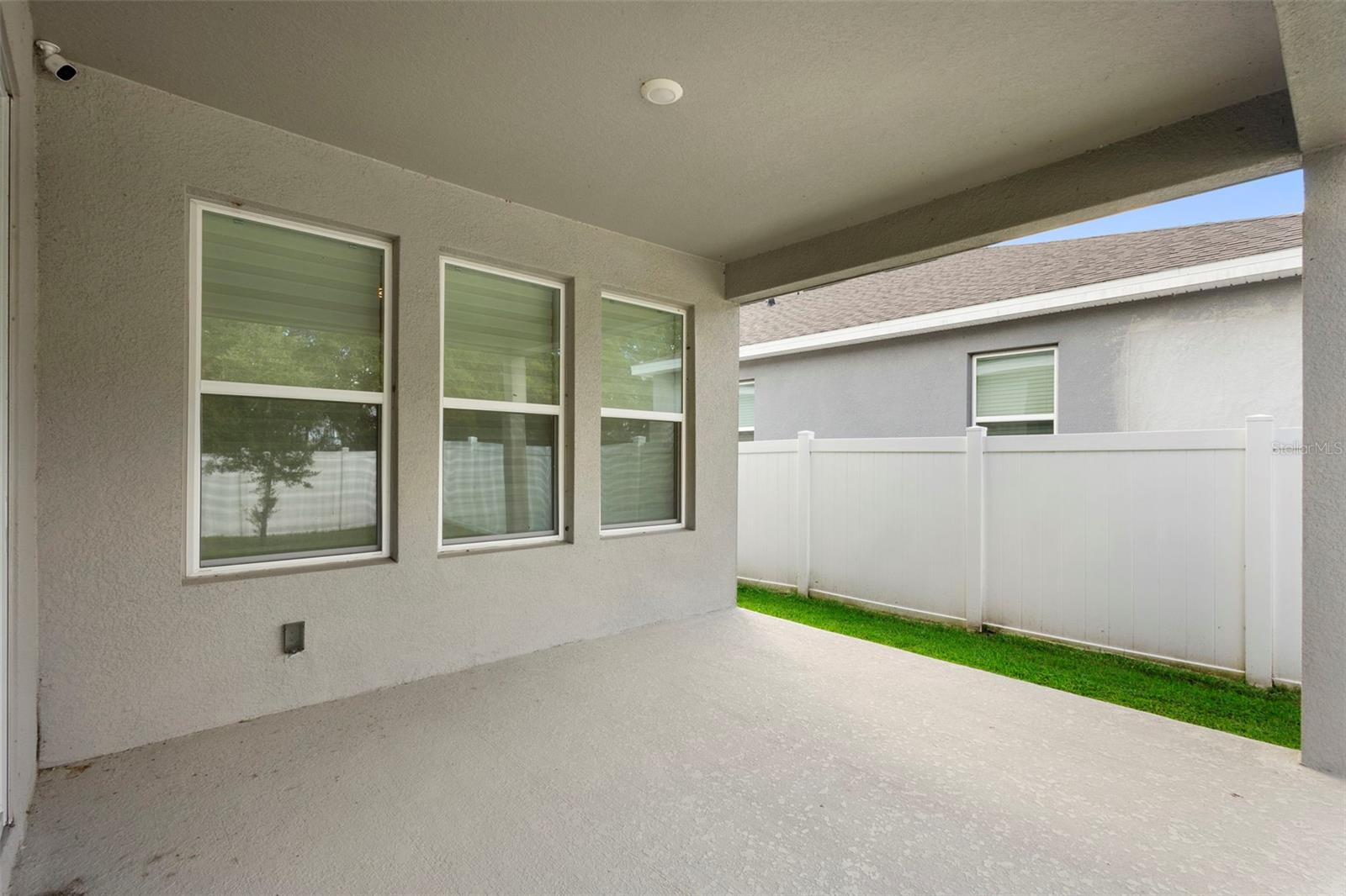 Image 46 of 63 For 1590 Barberry Drive