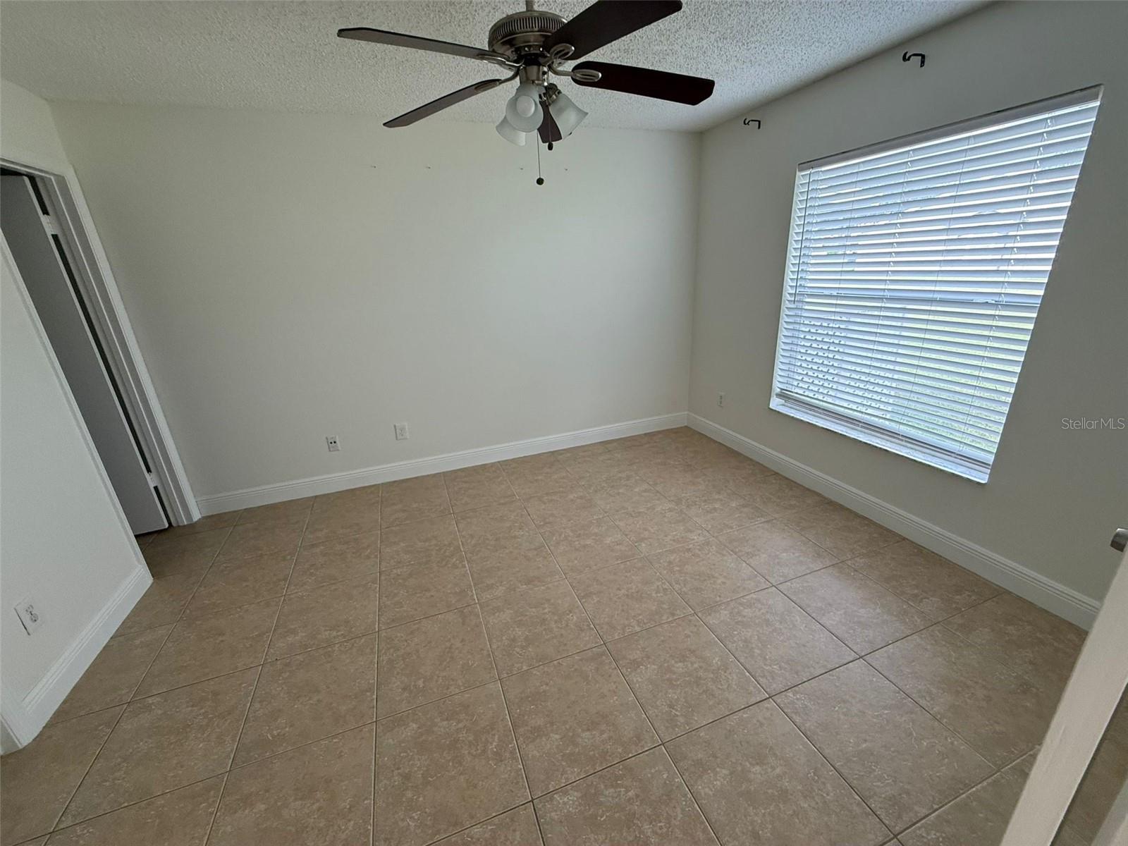 Image 15 of 17 For 14345 Island Cove Drive