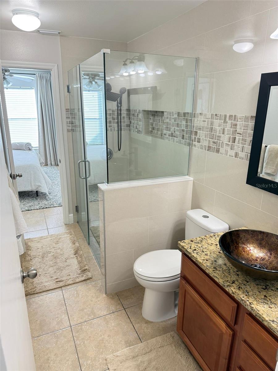 Image 9 of 17 For 14345 Island Cove Drive