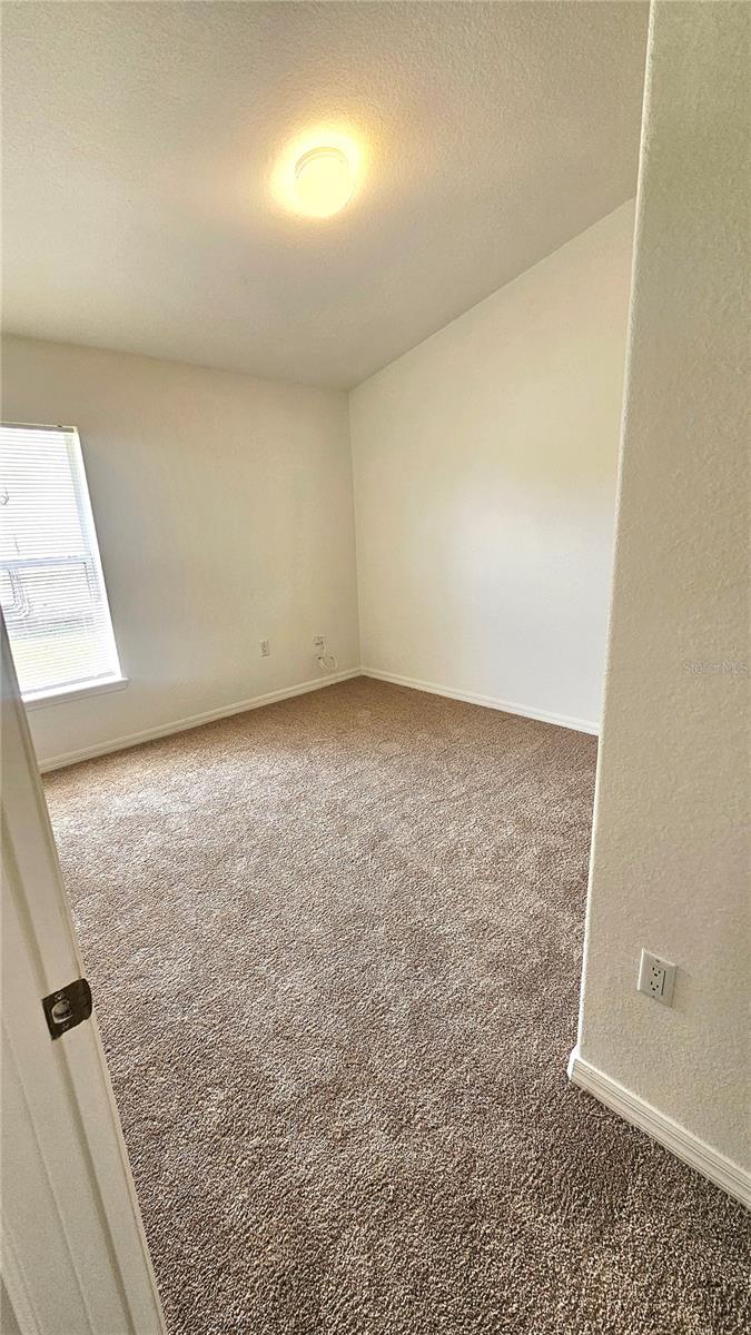 Image 13 of 17 For 503 Vizcay Way