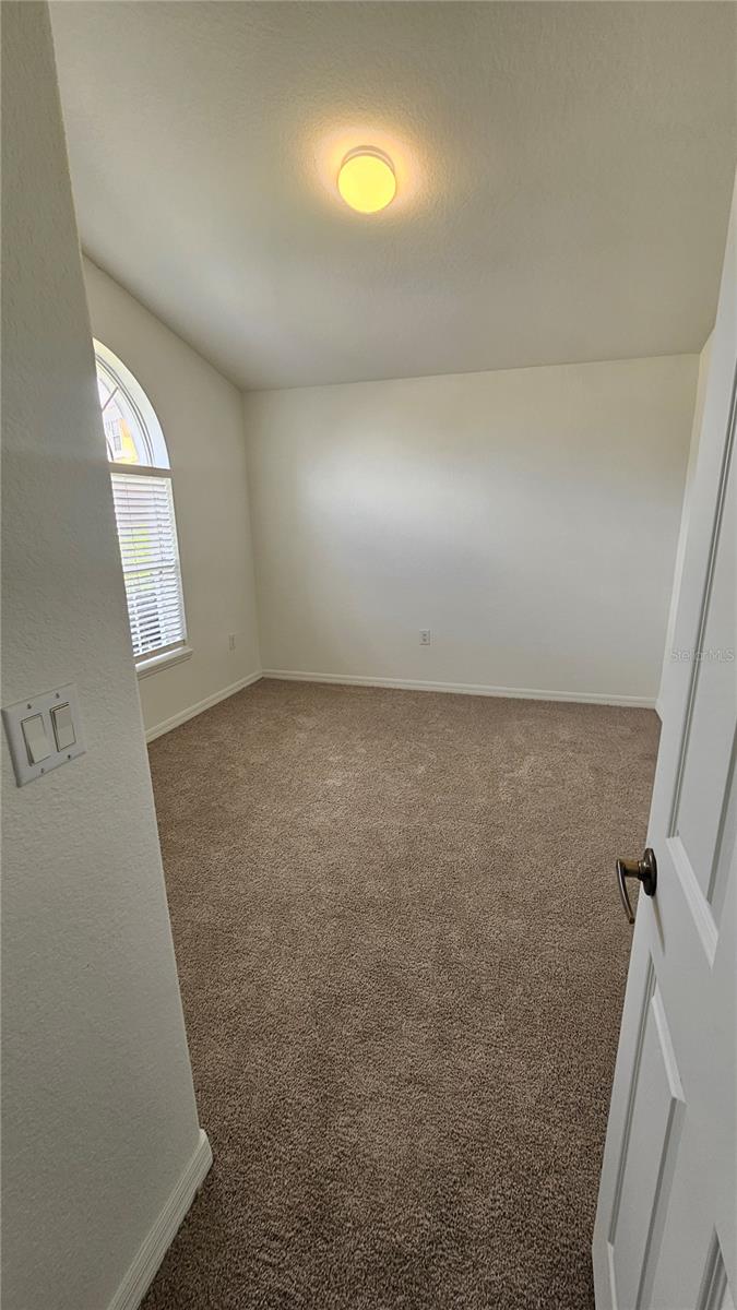 Image 17 of 17 For 503 Vizcay Way