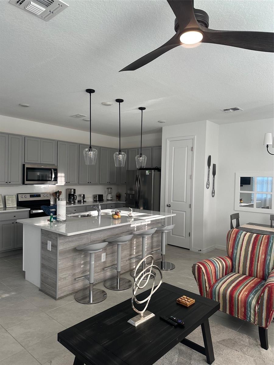 Image 31 of 38 For 1546 Discovery Street