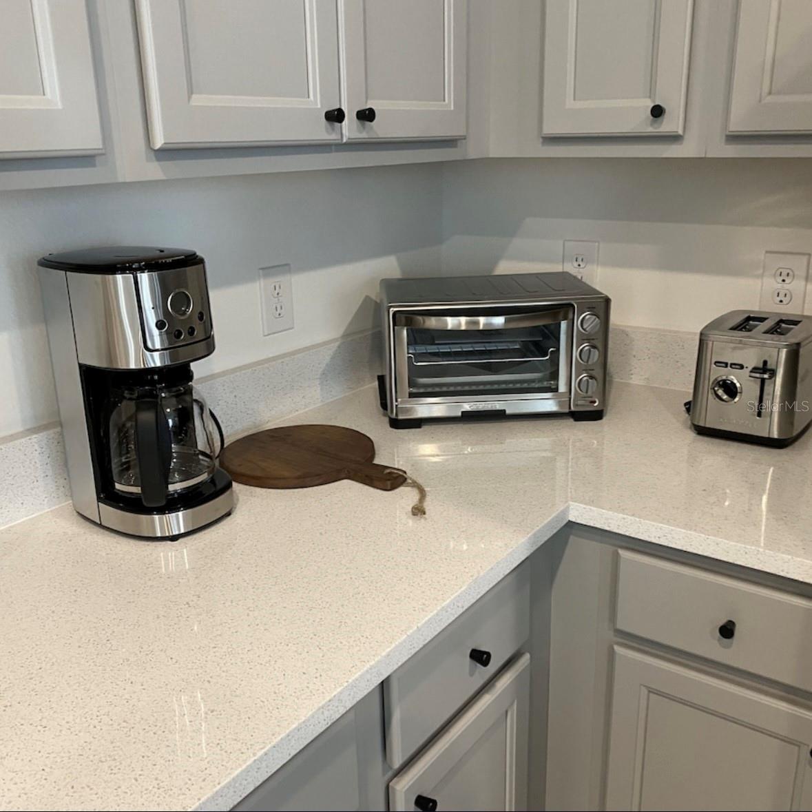 Image 6 of 38 For 1546 Discovery Street