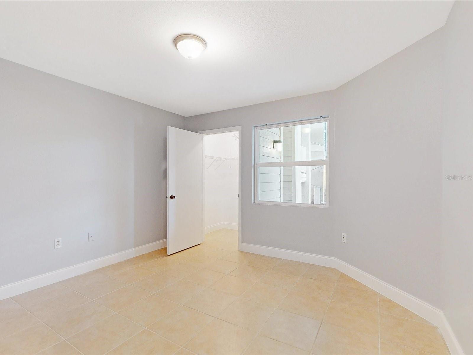 Image 17 of 28 For 3032 Parkway Boulevard 108