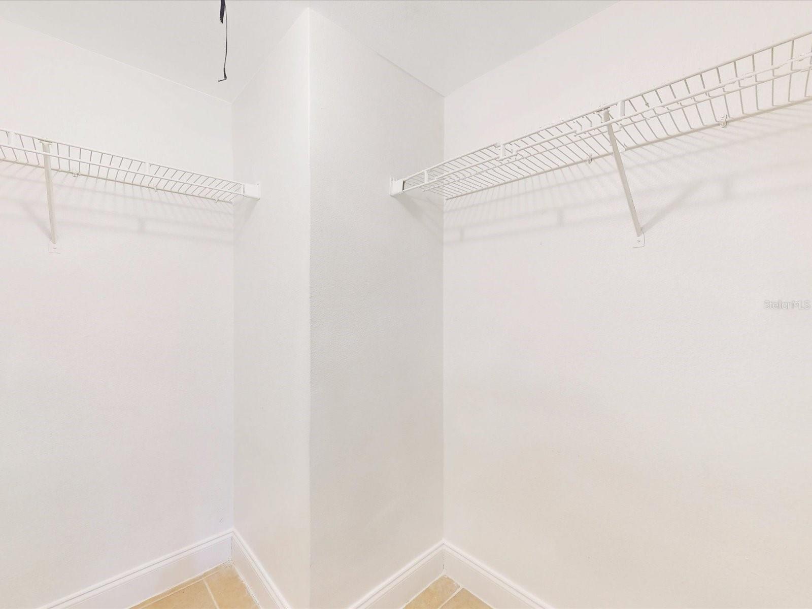 Image 23 of 28 For 3032 Parkway Boulevard 108