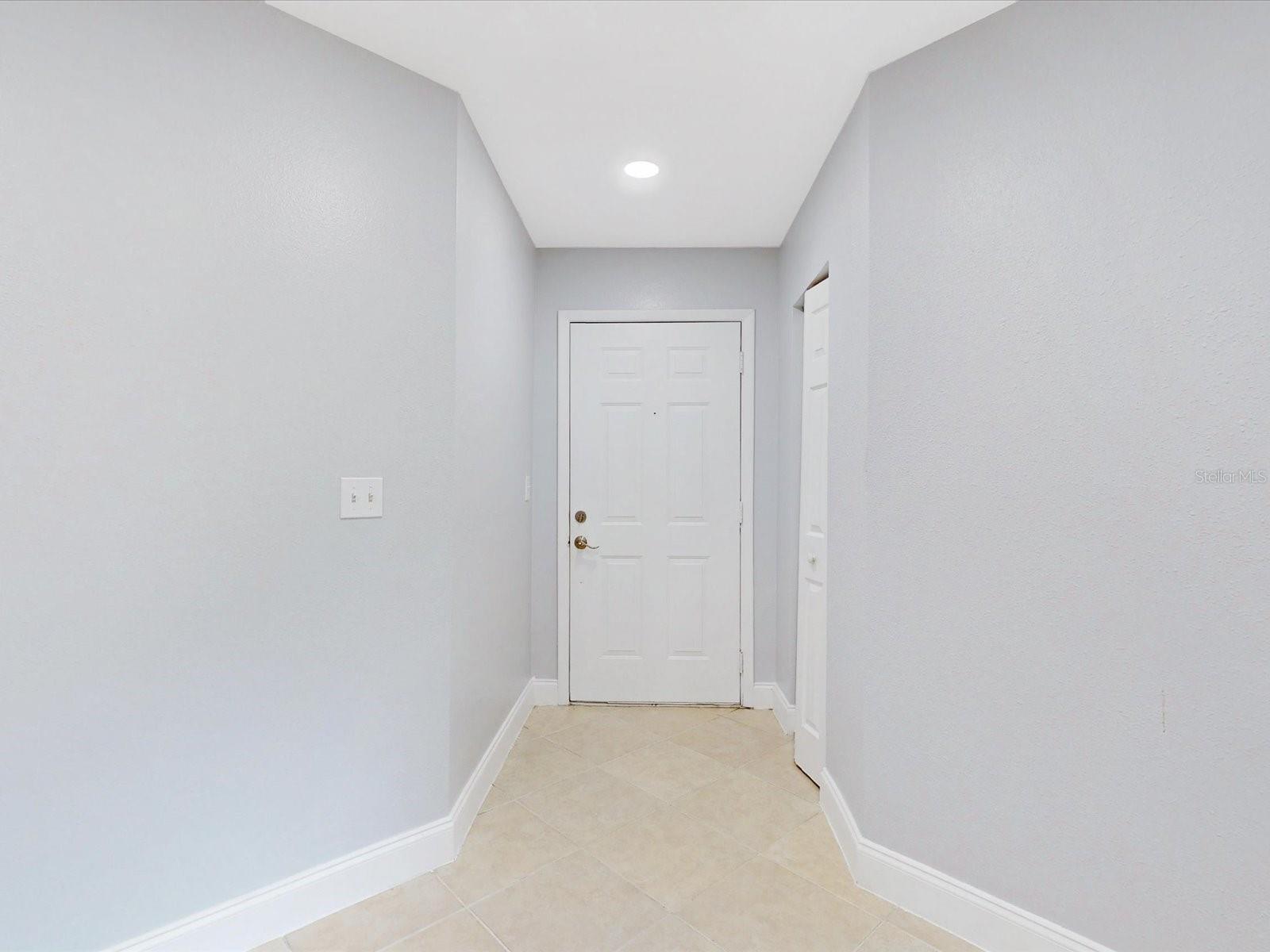Image 4 of 28 For 3032 Parkway Boulevard 108