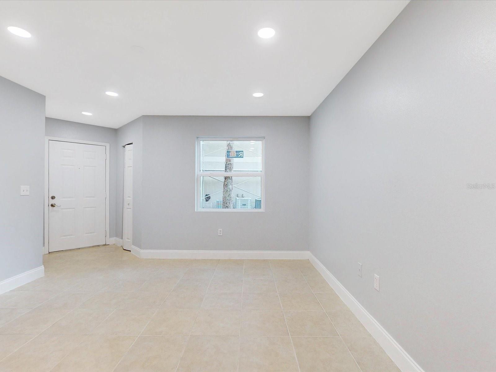Image 8 of 28 For 3032 Parkway Boulevard 108