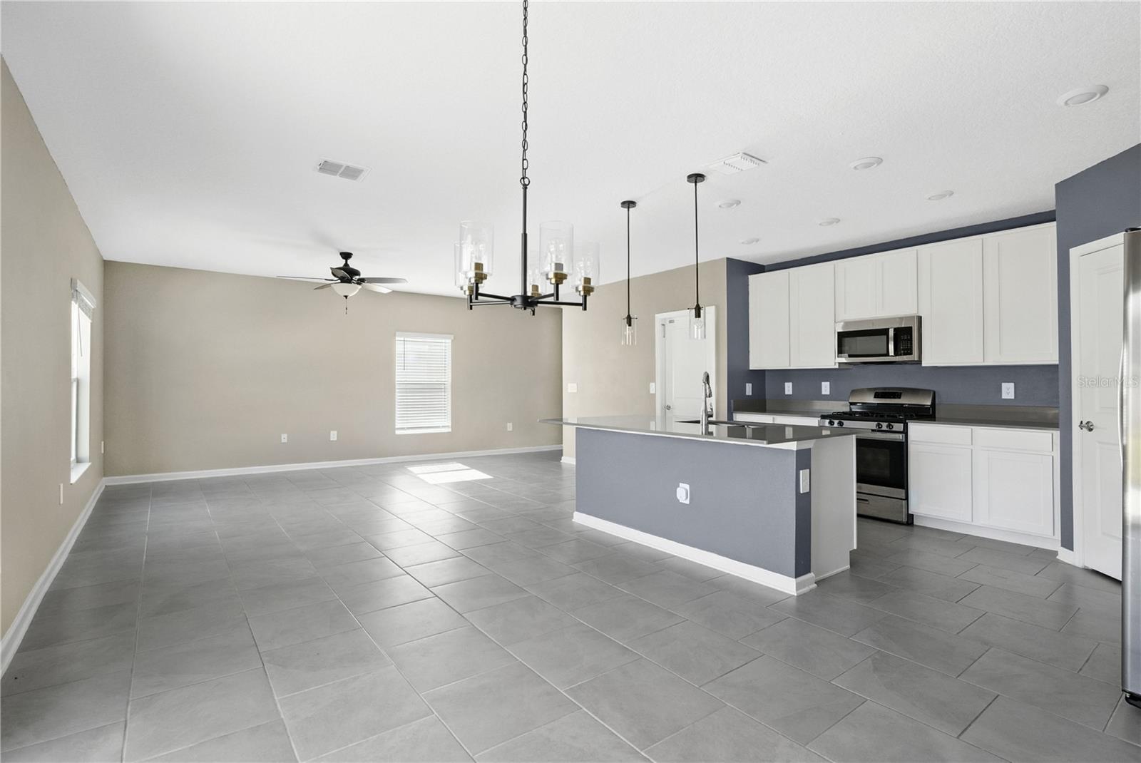 Image 9 of 30 For 5519 Braken Fern Way