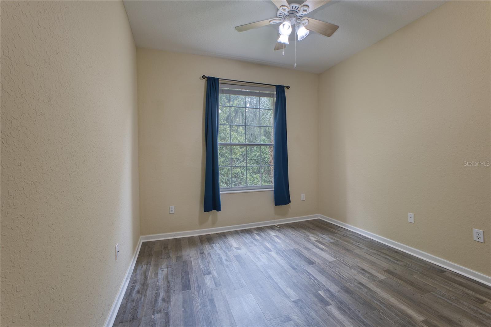 Image 18 of 34 For 6335 Contessa Drive 208