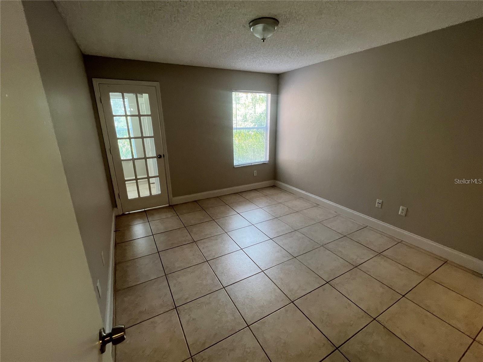 Image 13 of 20 For 4560 Commander Drive 1333