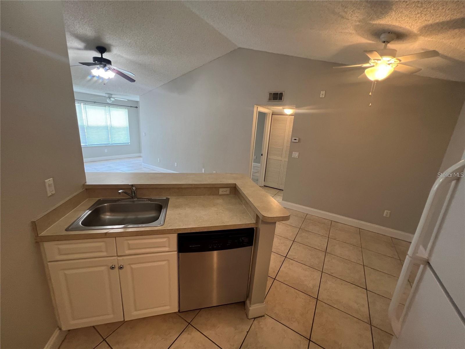 Image 6 of 20 For 4560 Commander Drive 1333