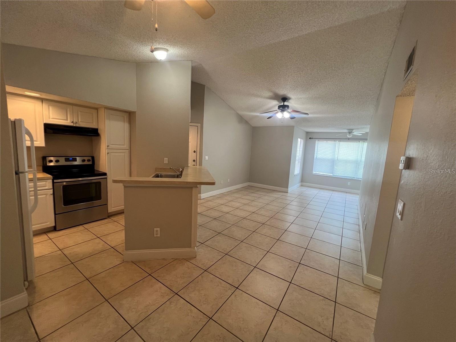 Image 7 of 20 For 4560 Commander Drive 1333