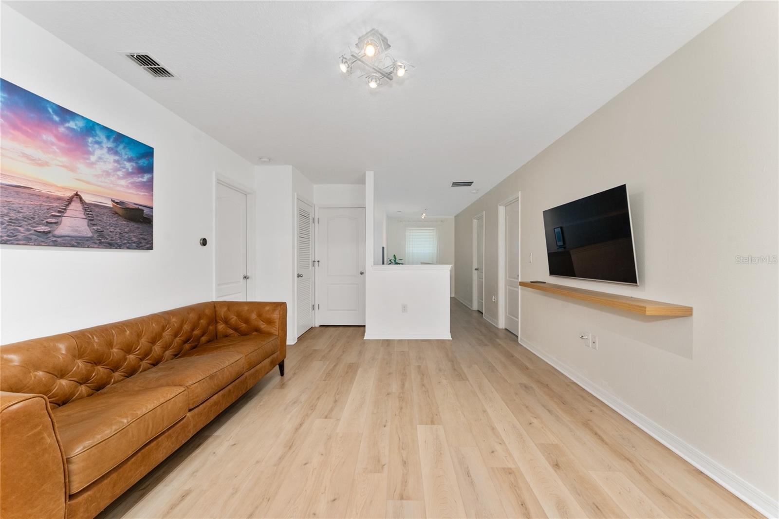 Image 12 of 49 For 1945 Red Canyon Drive