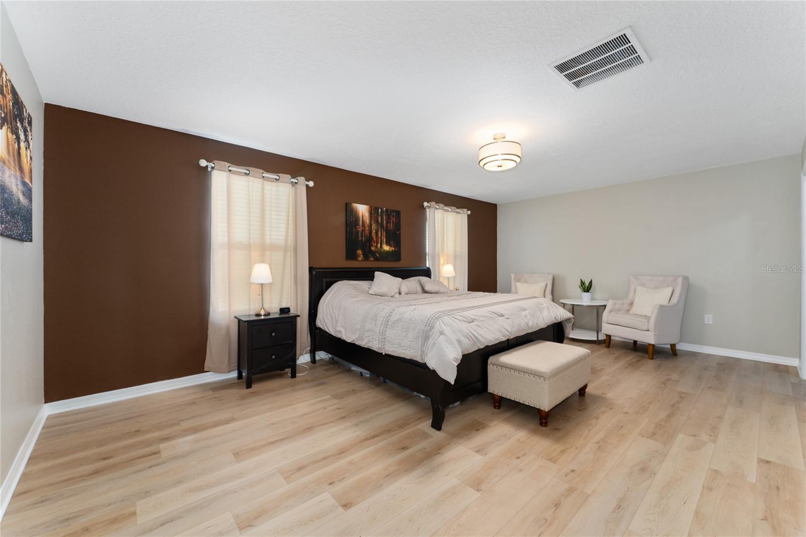 Image 18 of 49 For 1945 Red Canyon Drive