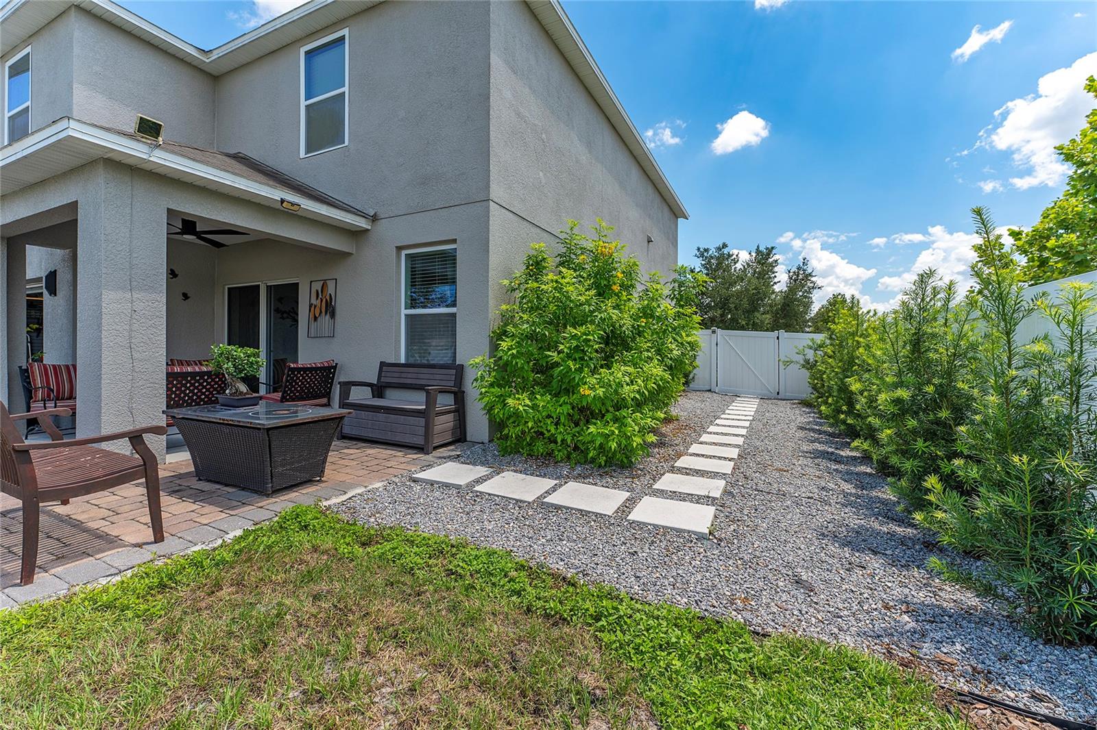 Image 38 of 49 For 1945 Red Canyon Drive