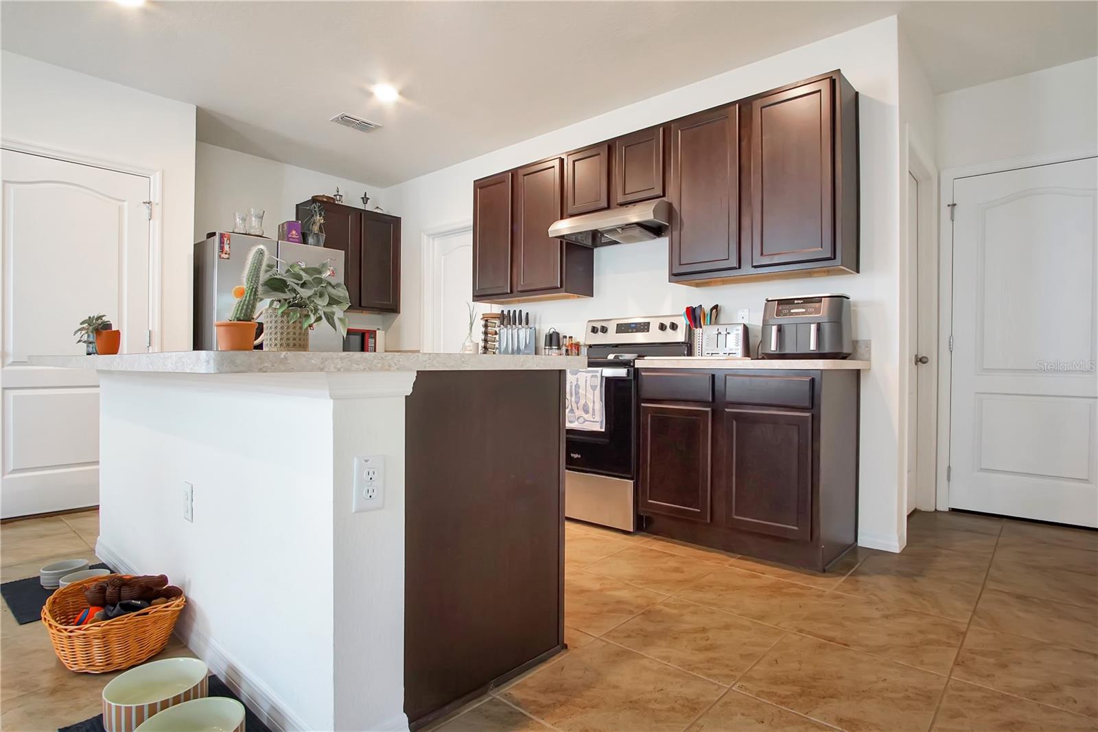 Image 8 of 39 For 1739 Post Oak Drive