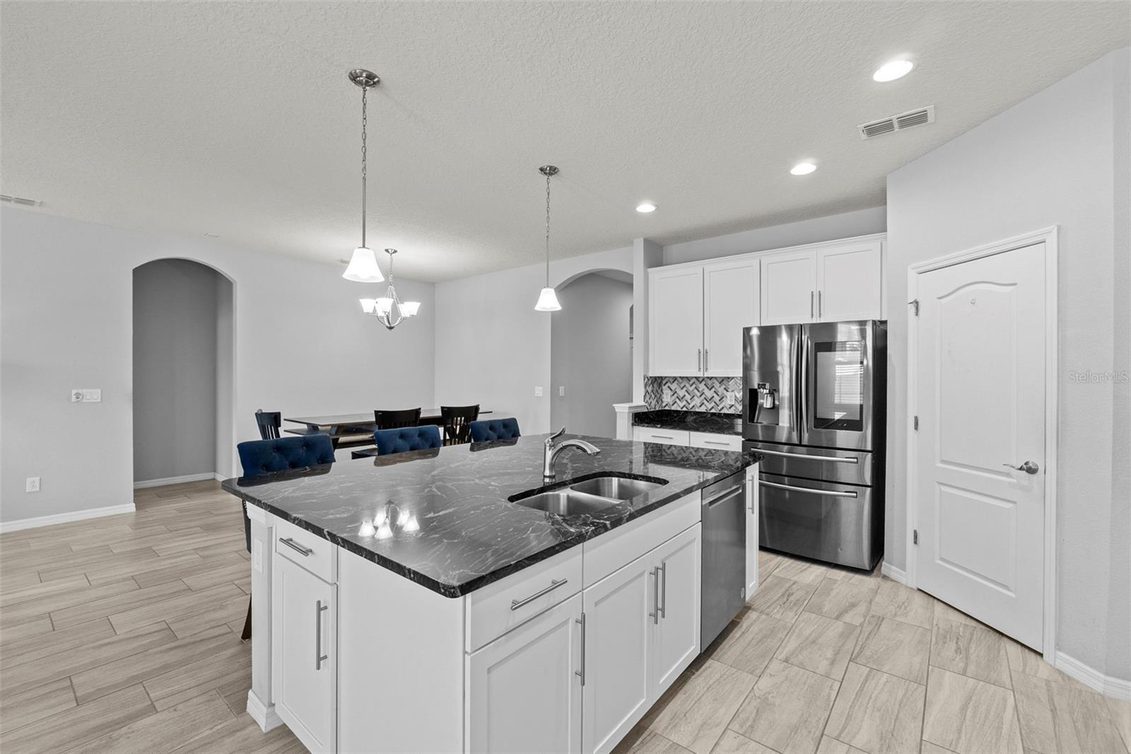 Image 10 of 60 For 625 Misty Maple St Street