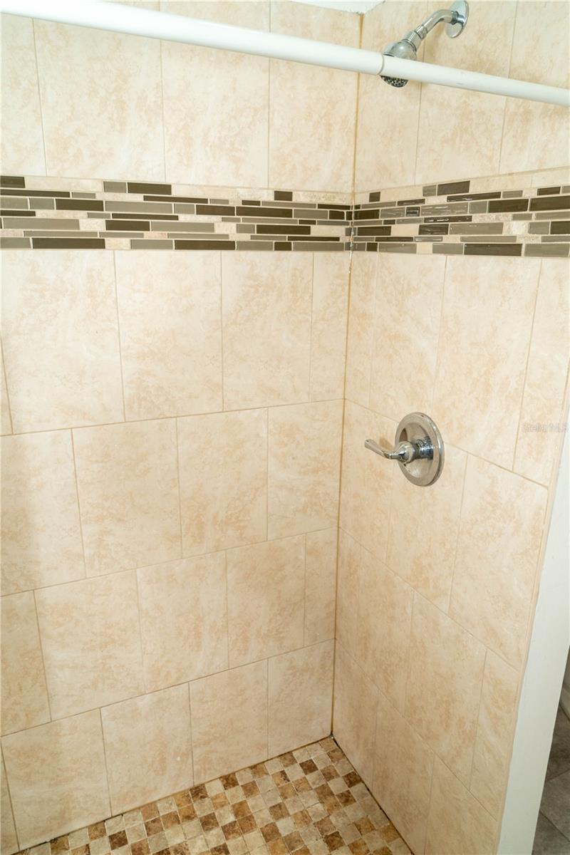 Image 14 of 28 For 2906 Chestnut Street 2