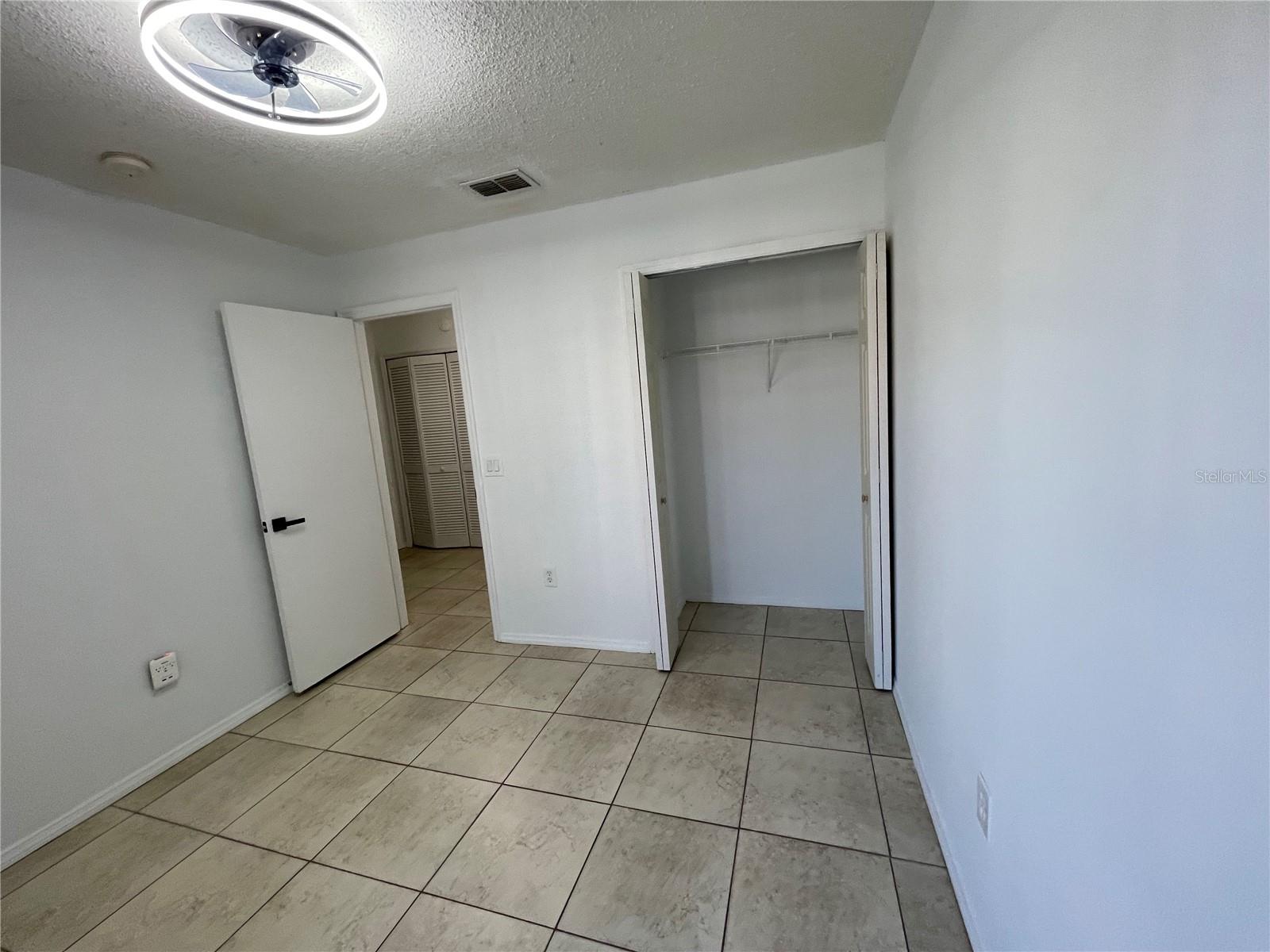 Image 12 of 23 For 13415 Fairway Glen Drive 104