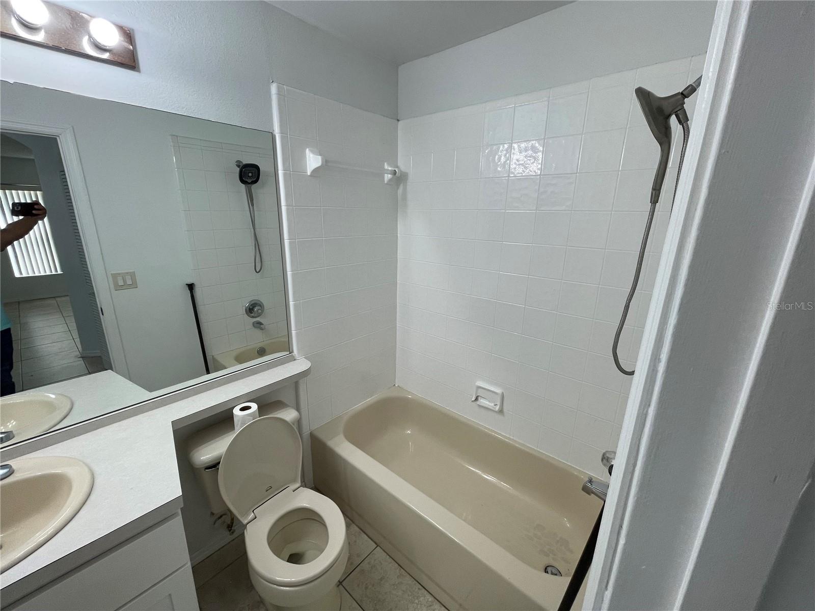 Image 15 of 23 For 13415 Fairway Glen Drive 104