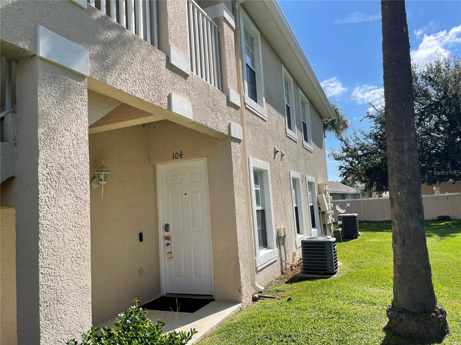 Image 2 of 23 For 13415 Fairway Glen Drive 104