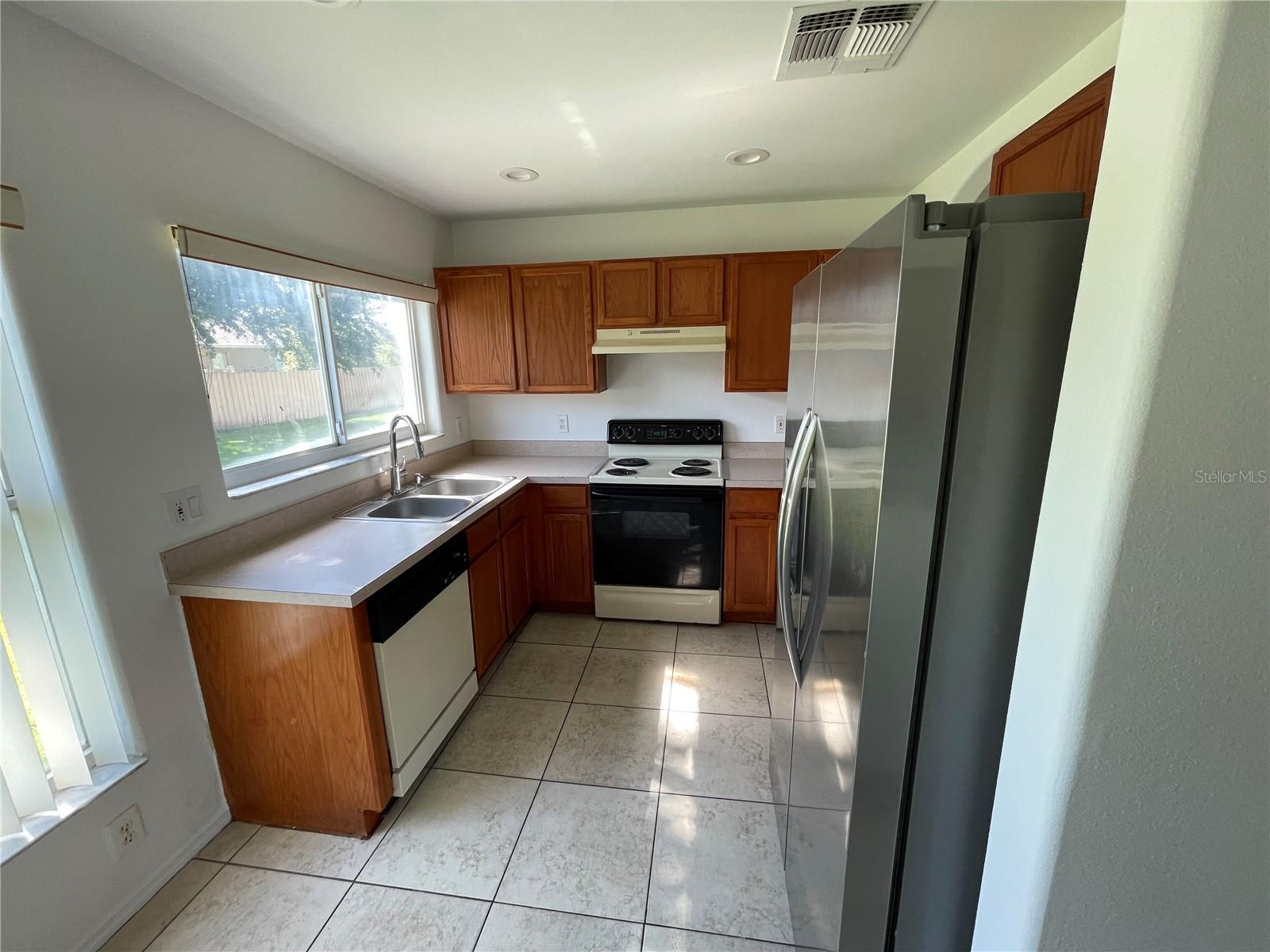 Image 6 of 23 For 13415 Fairway Glen Drive 104