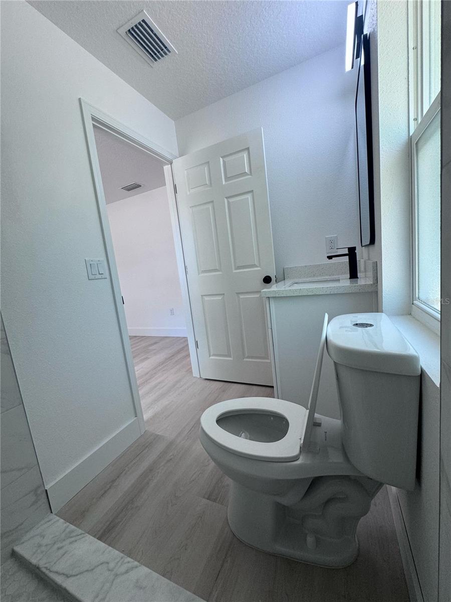 Image 16 of 16 For 14981 20th Place