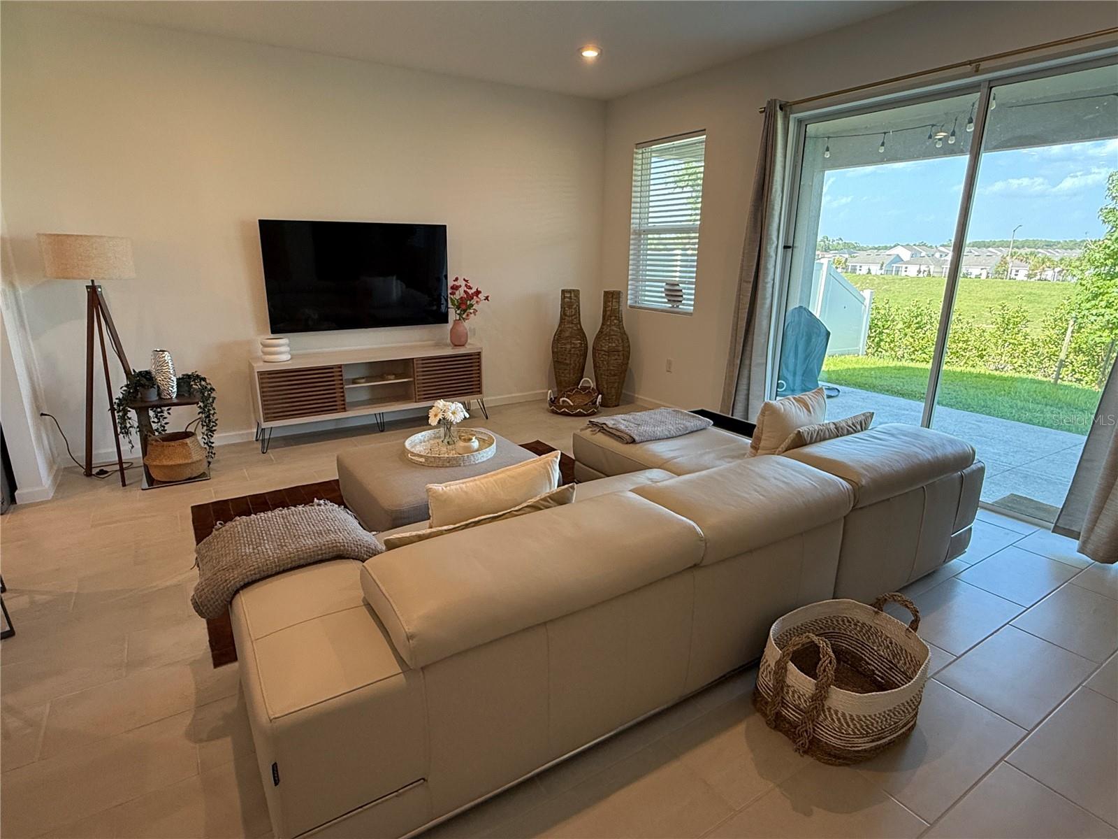 Image 17 of 19 For 1165 Lakeshore Breeze Place