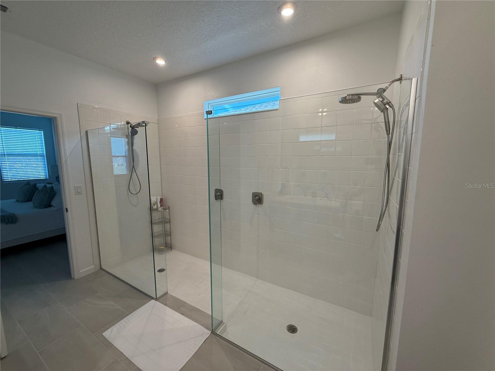 Image 7 of 19 For 1165 Lakeshore Breeze Place