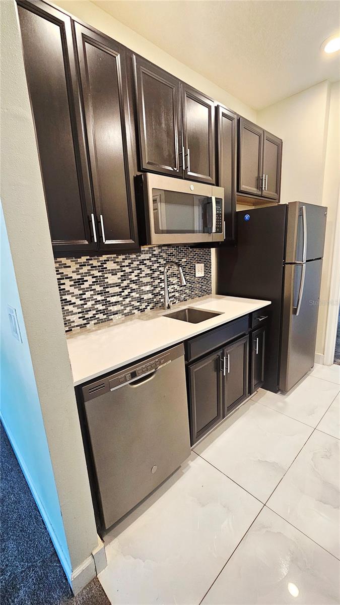 Image 5 of 19 For 153 Taft Drive B