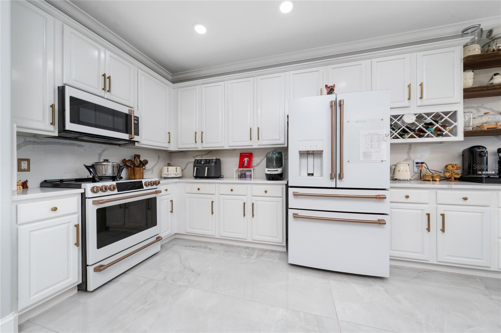 Image 9 of 42 For 3533 Valleyview Drive