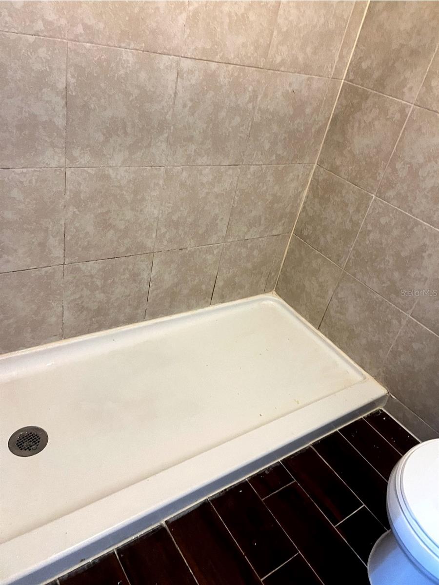 Image 11 of 16 For 4217 Semoran Boulevard 4