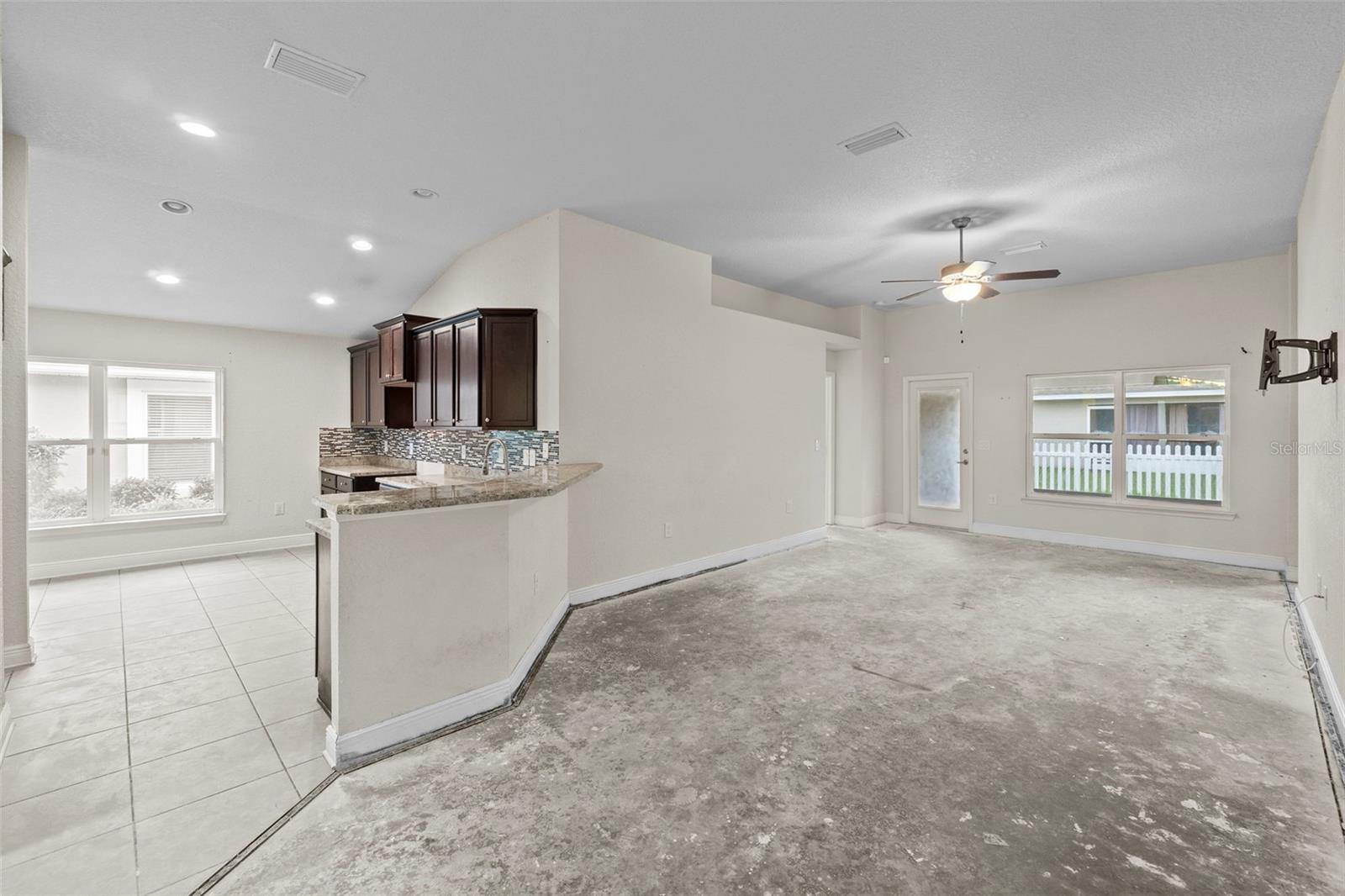 Image 5 of 34 For 3 Diamond Cove Court