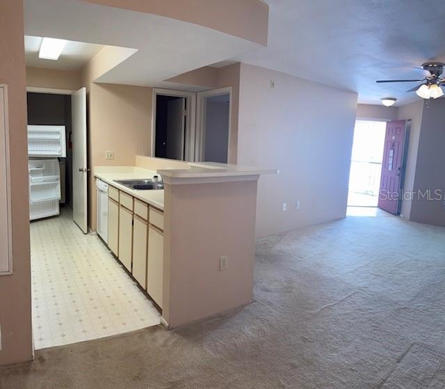 Image 4 of 13 For 3034 Parkway Boulevard 305
