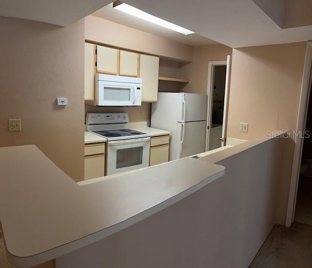 Image 6 of 13 For 3034 Parkway Boulevard 305