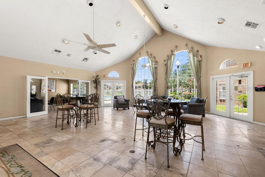 Image 22 of 33 For 4401 Thornbriar Lane R-102