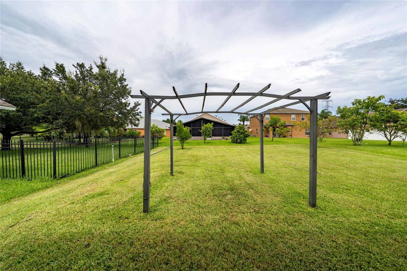 Image 26 of 30 For 1755 Plantation Oak Drive